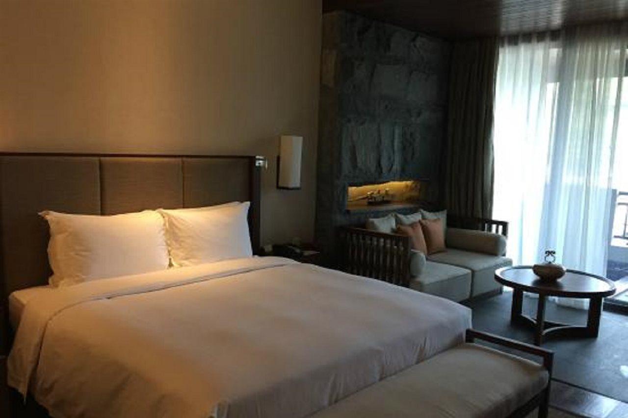Doubletree Resort By Hilton Hotel Hainan - Qixianling Hot Spring Baoting Zewnętrze zdjęcie