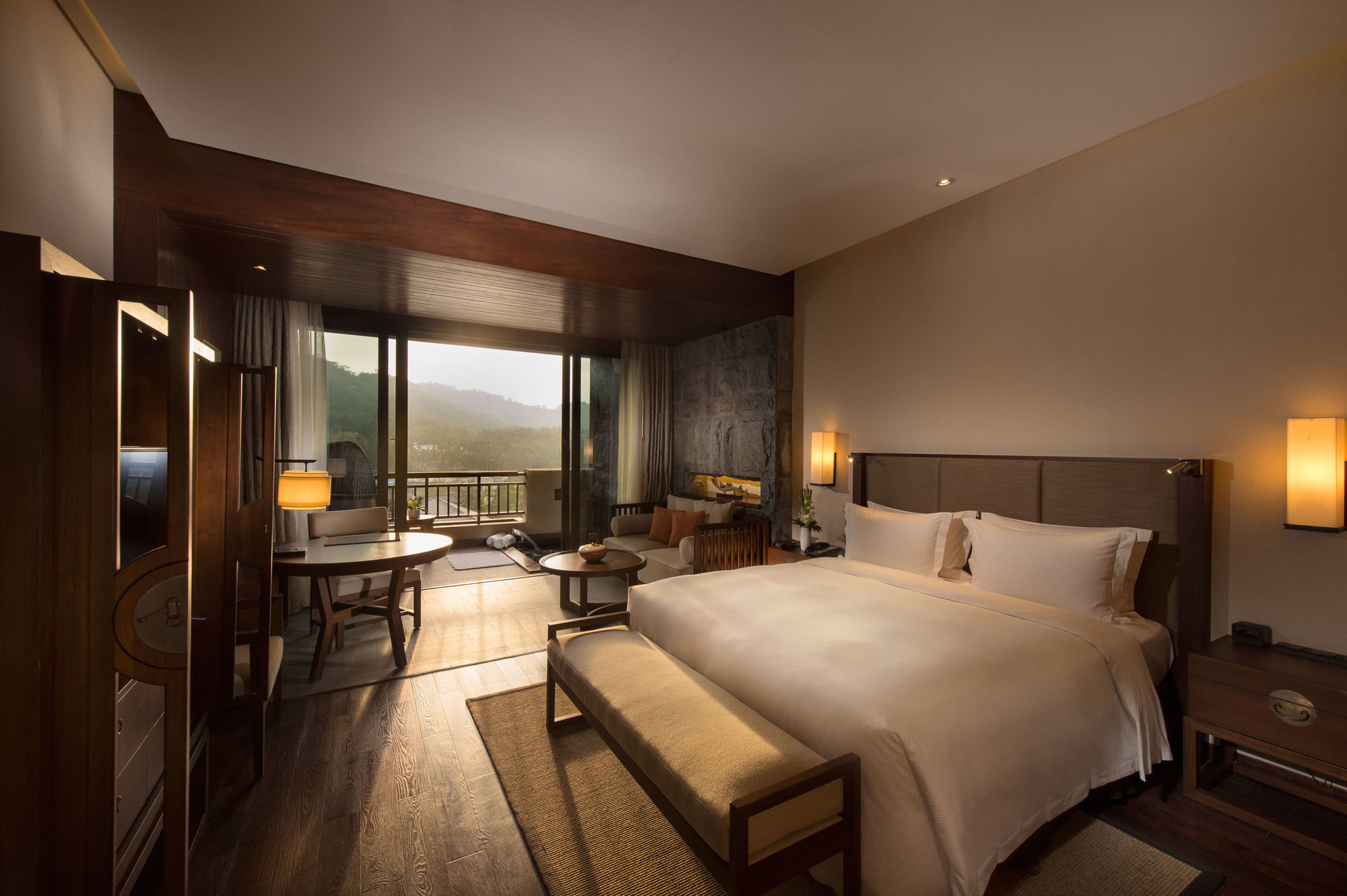 Doubletree Resort By Hilton Hotel Hainan - Qixianling Hot Spring Baoting Zewnętrze zdjęcie