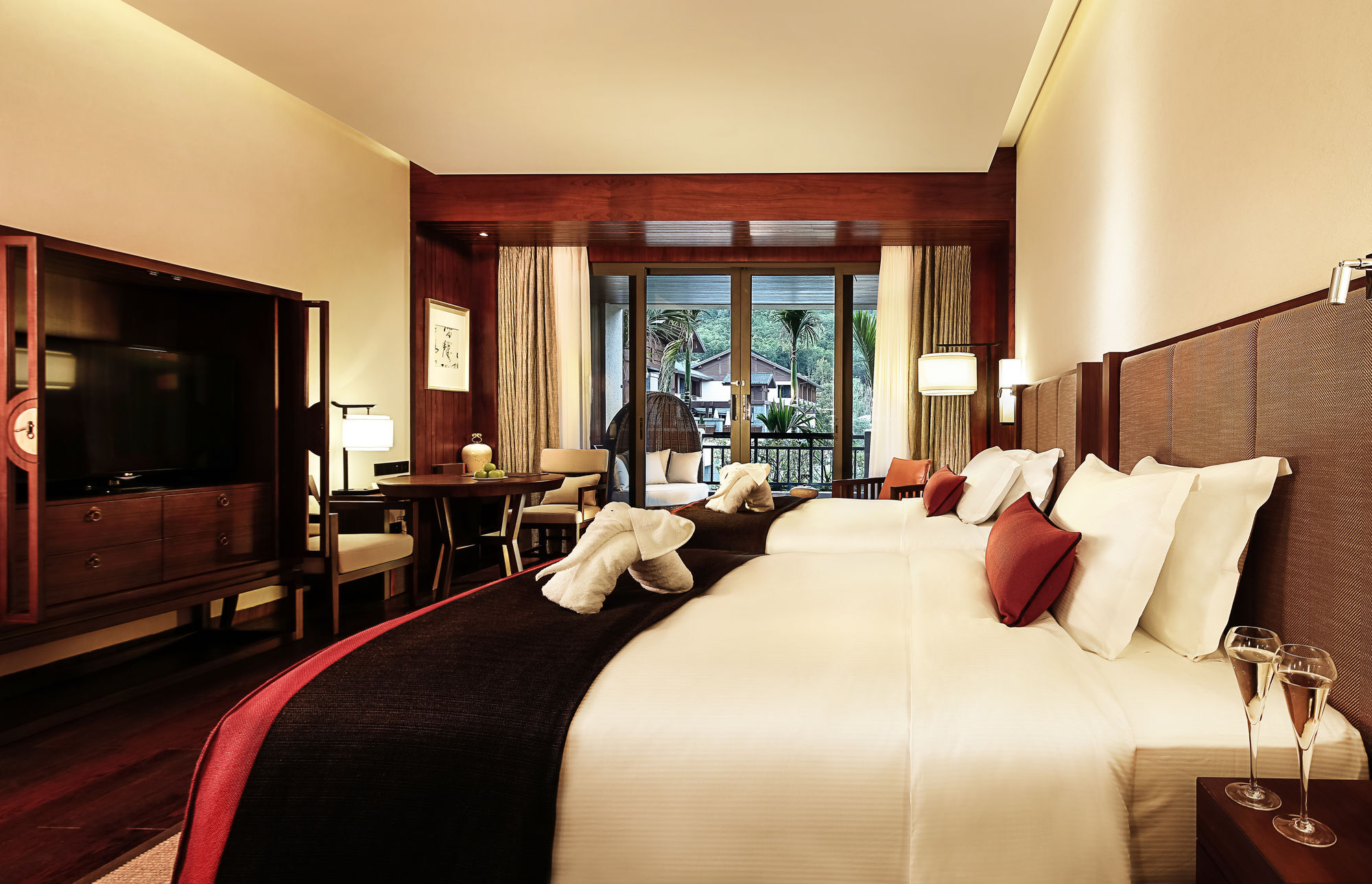 Doubletree Resort By Hilton Hotel Hainan - Qixianling Hot Spring Baoting Zewnętrze zdjęcie