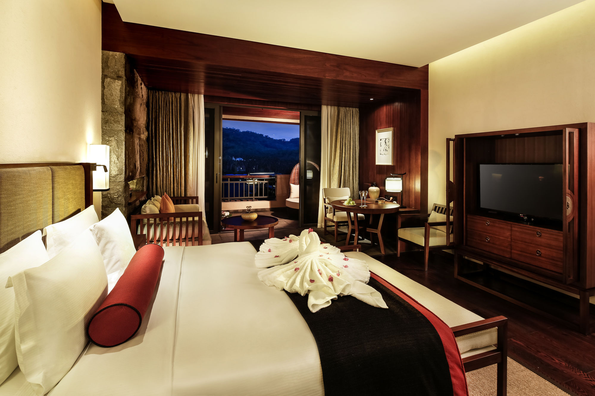 Doubletree Resort By Hilton Hotel Hainan - Qixianling Hot Spring Baoting Zewnętrze zdjęcie